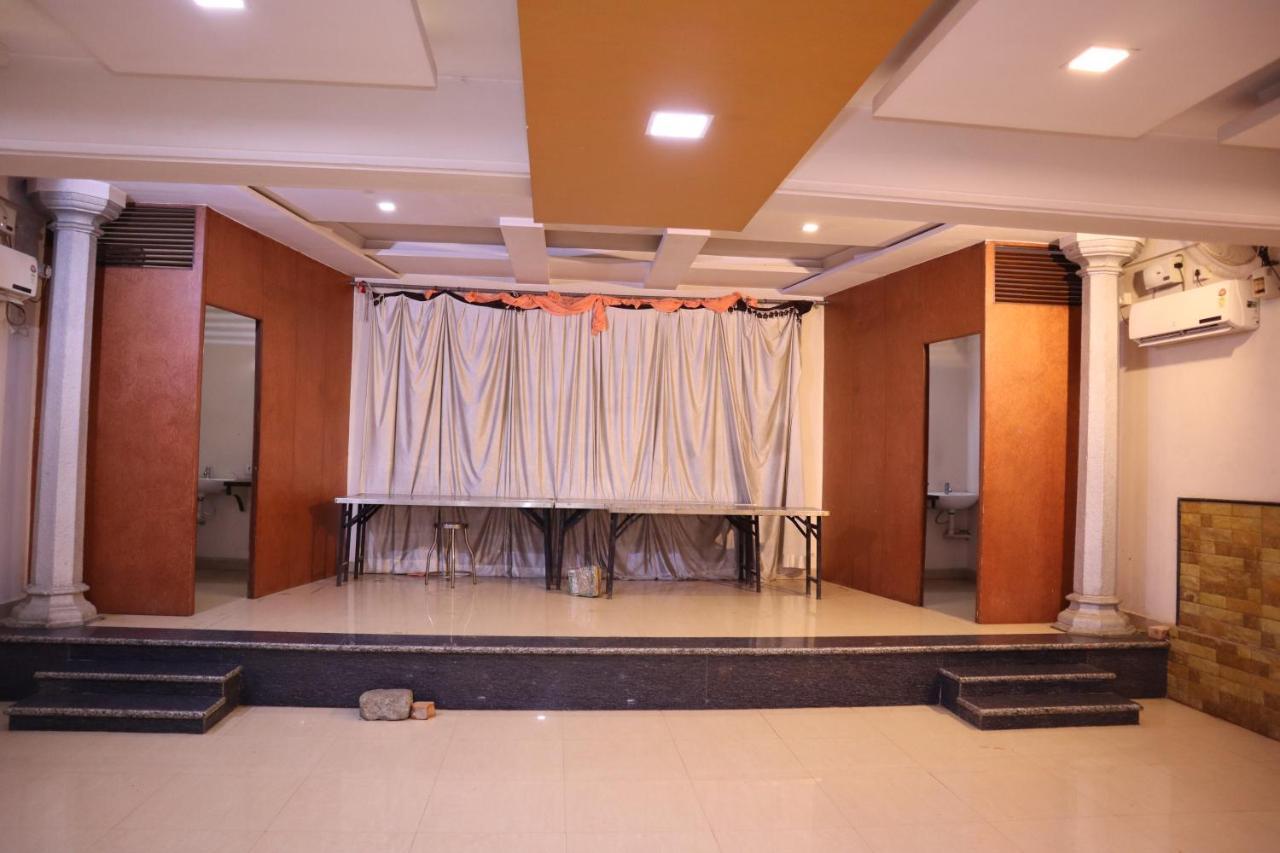 העיר בנגלור Smilestay Bns Lodge מראה חיצוני תמונה