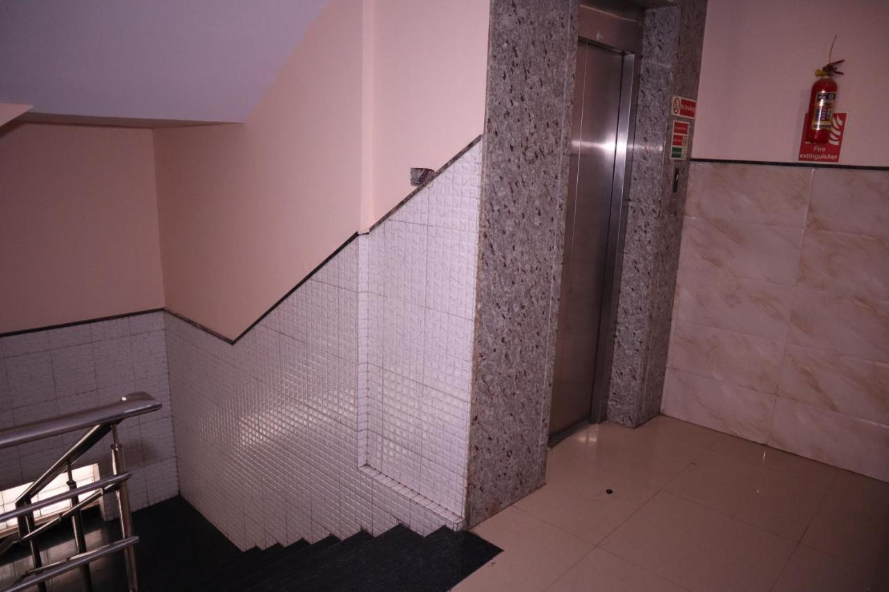 העיר בנגלור Smilestay Bns Lodge מראה חיצוני תמונה