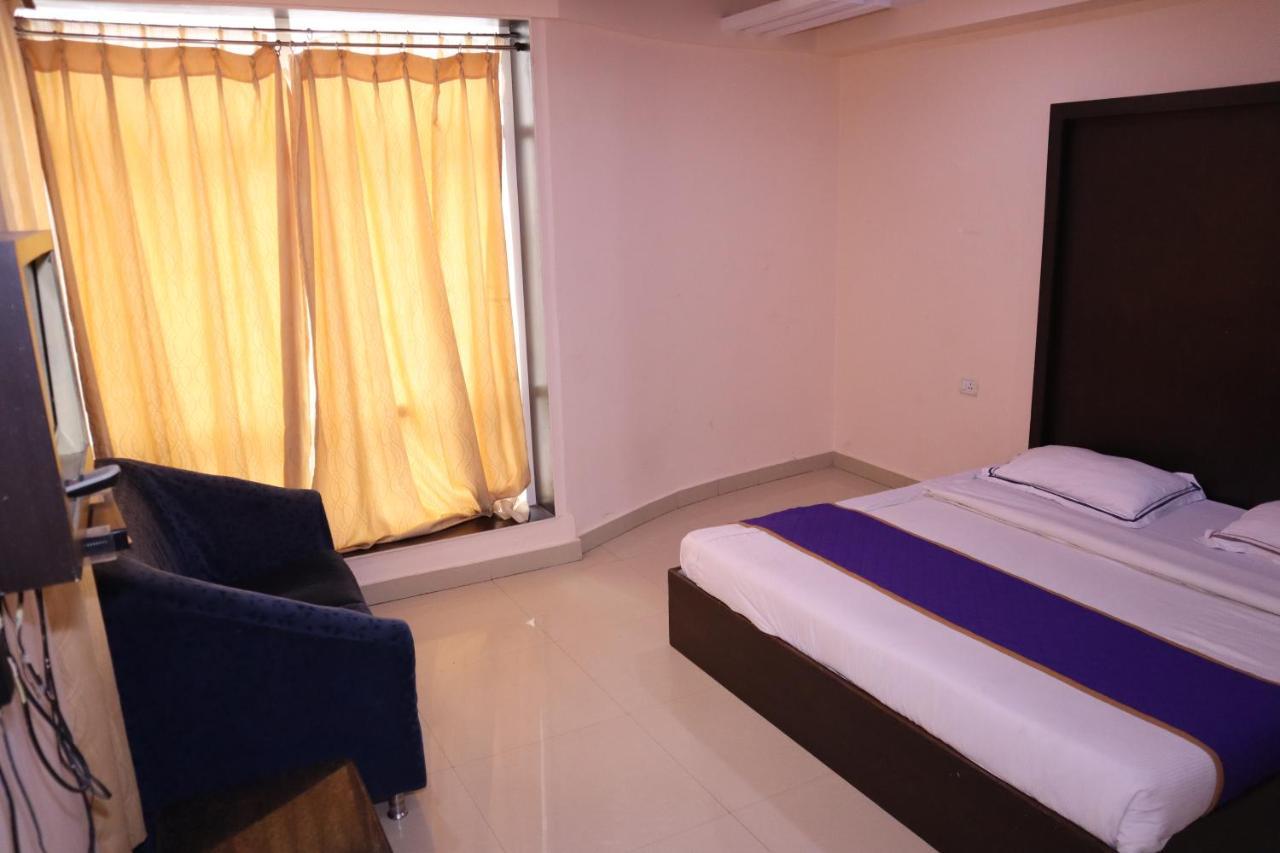 העיר בנגלור Smilestay Bns Lodge מראה חיצוני תמונה