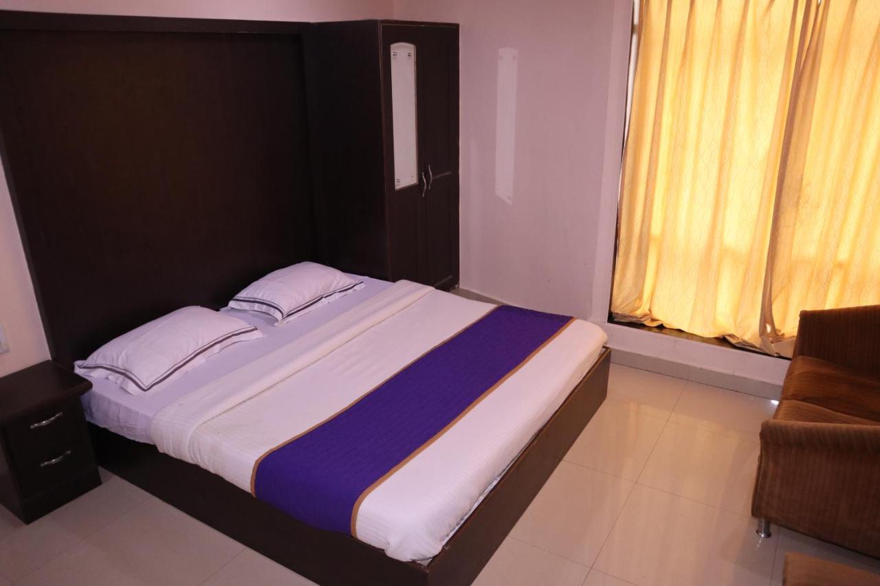 העיר בנגלור Smilestay Bns Lodge מראה חיצוני תמונה