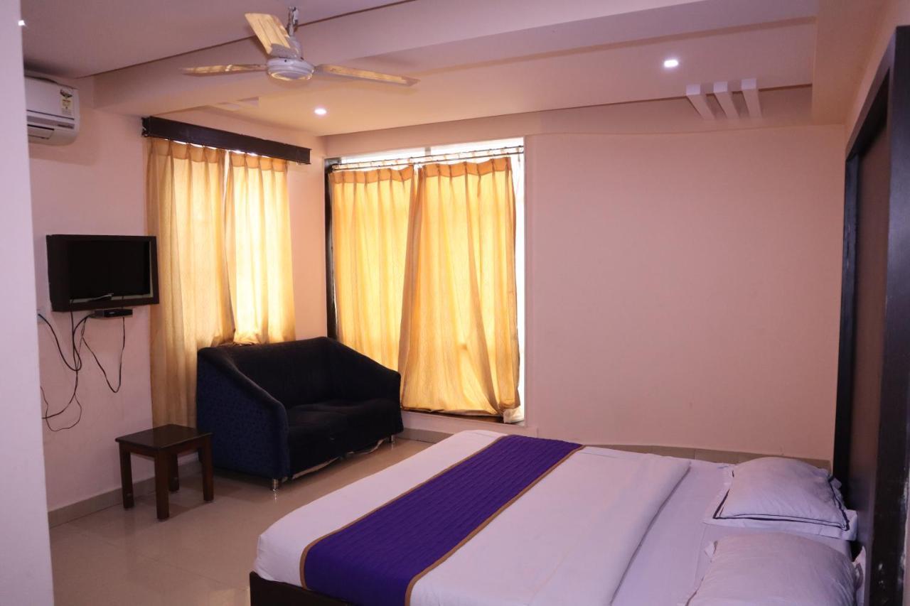 העיר בנגלור Smilestay Bns Lodge מראה חיצוני תמונה